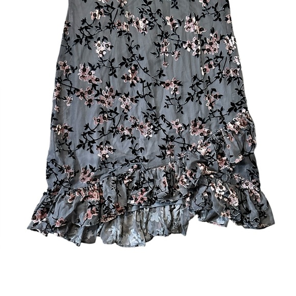 NWT Avec Les Filles Women Gray Floral Velvet Sheer Halter Cocktail Dress Size 12 - Picture 5 of 8